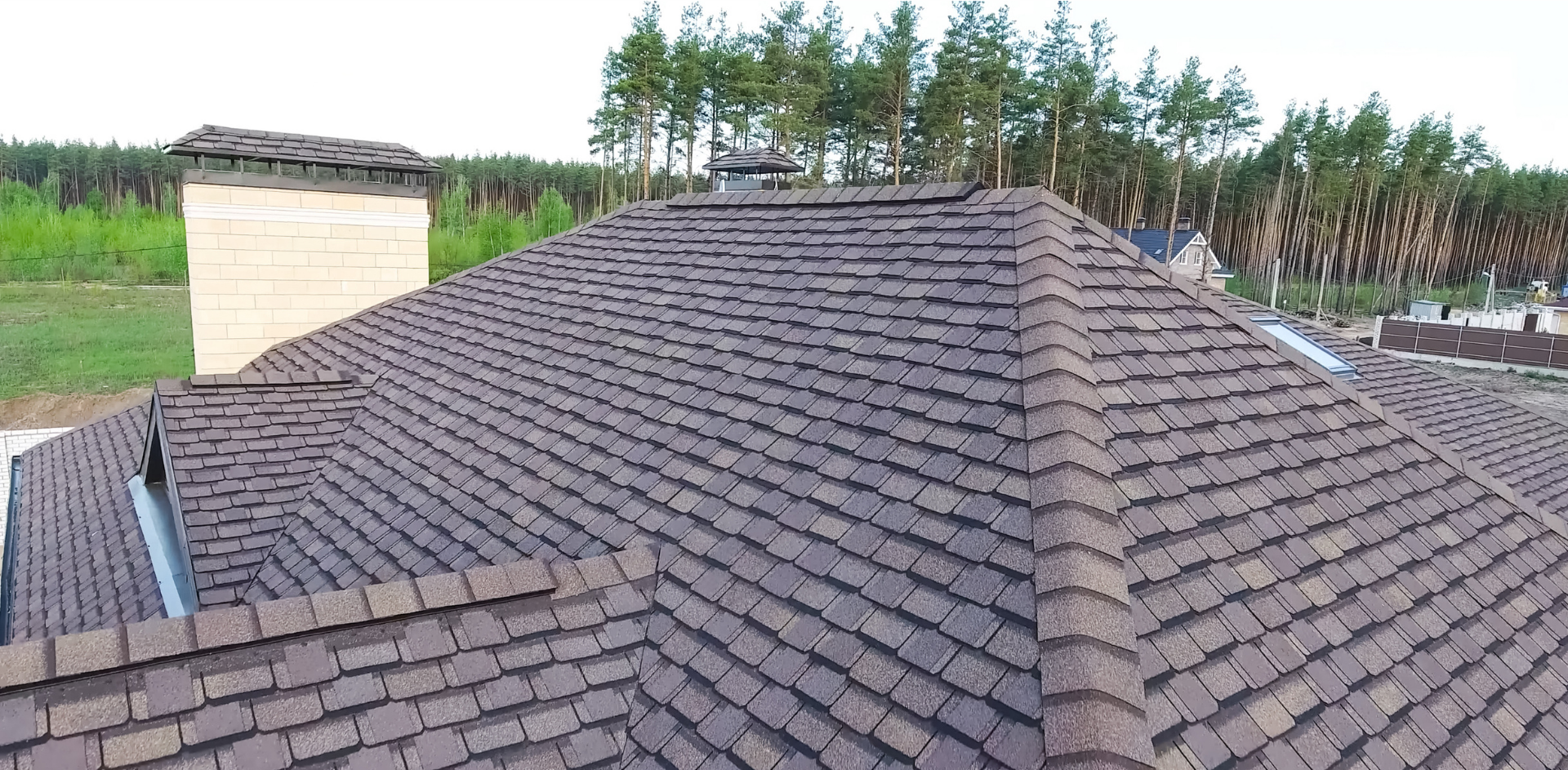 Professional roofing and home protection service
